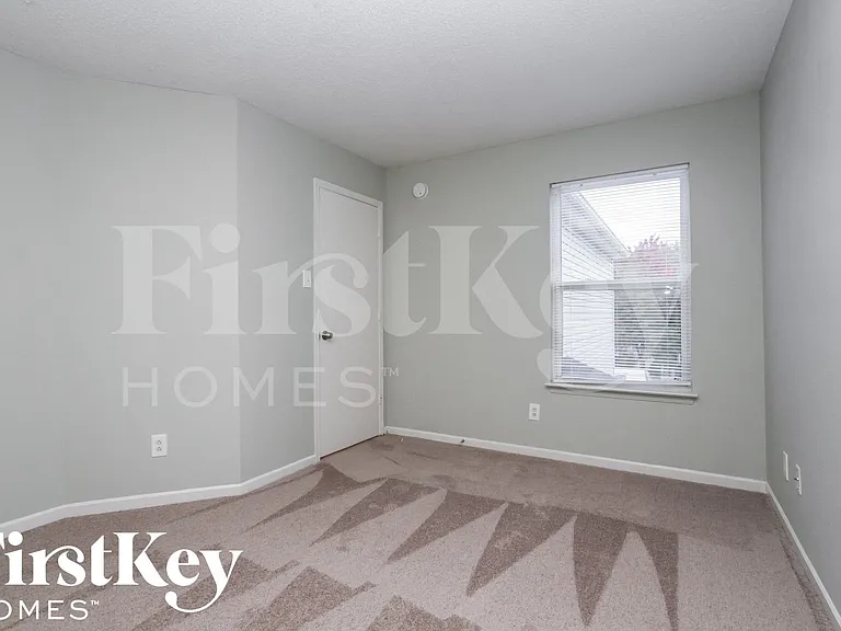 2934 Redland Ln — Photo 12