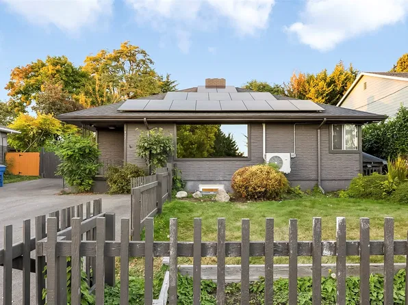 927 Van Jan Street, Snohomish, WA 98290