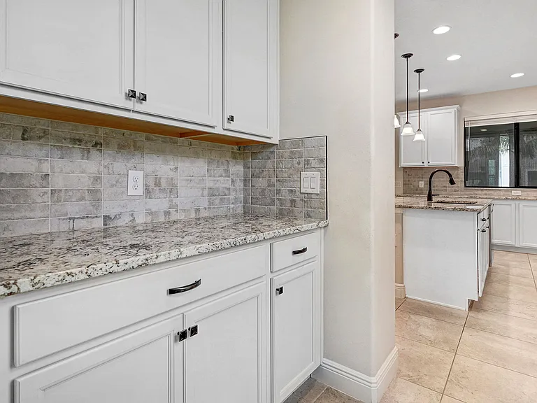 8212 Paragrass Ave — Photo 13