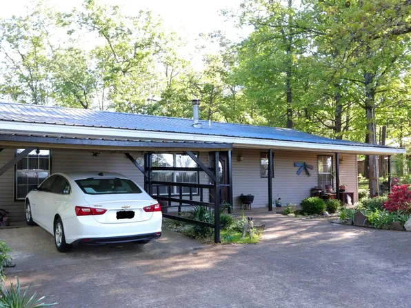 (undisclosed Address), Greers Ferry, AR 72067