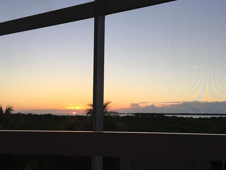 Amazing sunsets over the Florida Bay...screened in!