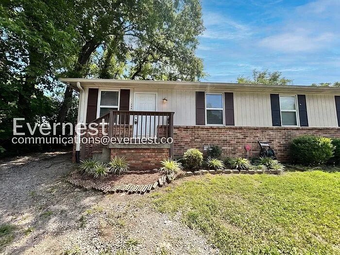 1176 Sioux Ter — Photo 2