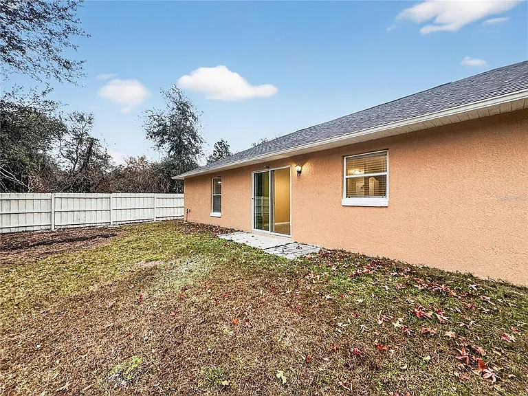 835 Lancaster Ave — Photo 13