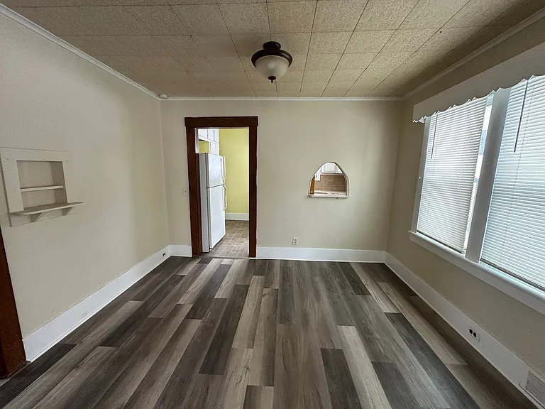 174 Walcott Ave — Photo 8