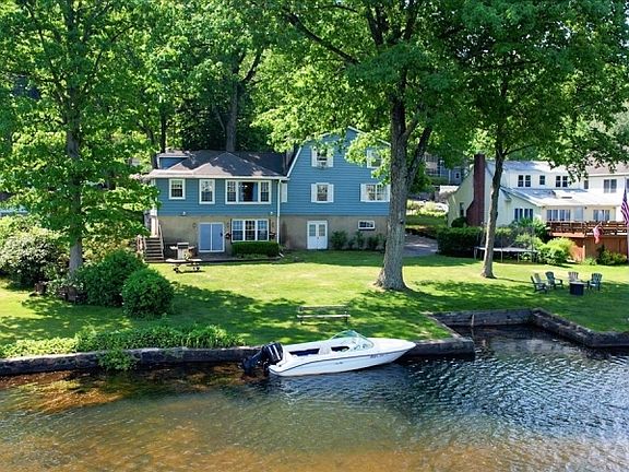 3rd image of 63 E Shore Rd