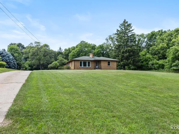 3811 Butterworth St SW, Grand Rapids, MI 49534