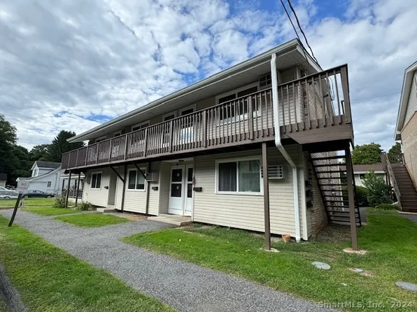 3 Bostwick Arms #3, New Milford, CT 06776