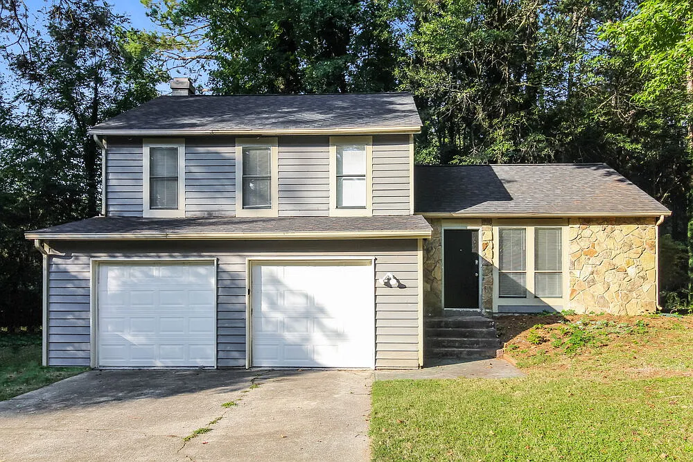 3 bed, 2.0 bath, 1920 sqft, $1,935 — Photo 1