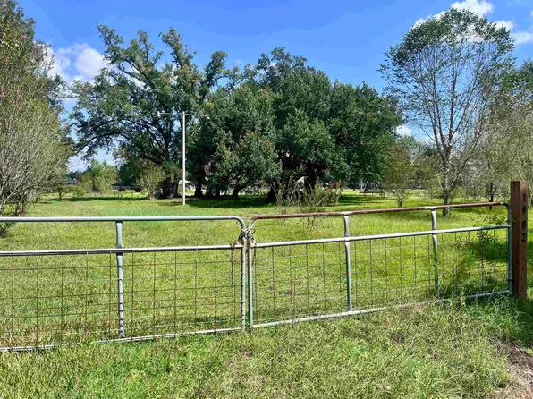 1902 Jacobson Rd, Sulphur, LA 70665