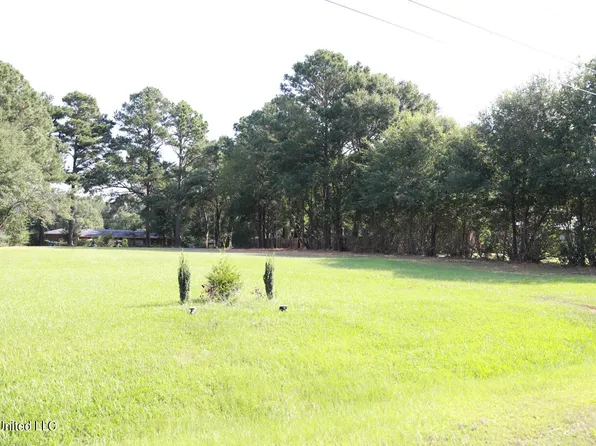 623 S Kathy Cir, Canton, MS 39046