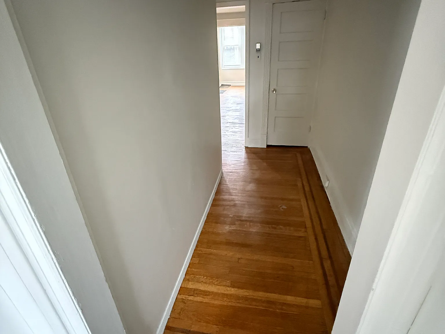 5417 Akron St — Photo 4