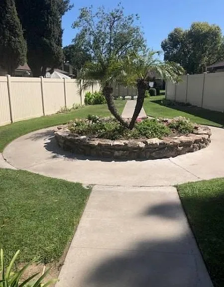 Palm Gardens — Photo 6