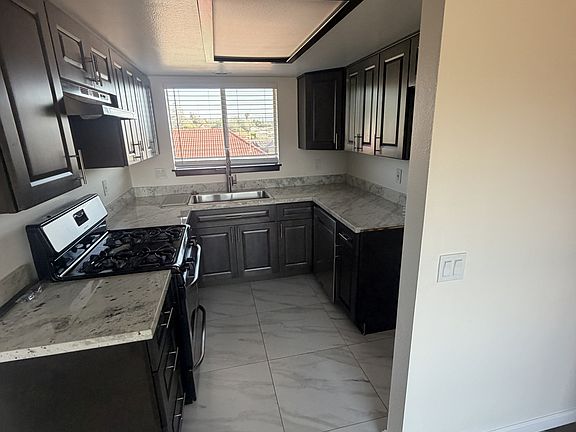 2nd image of 1201 Tribune St APT C