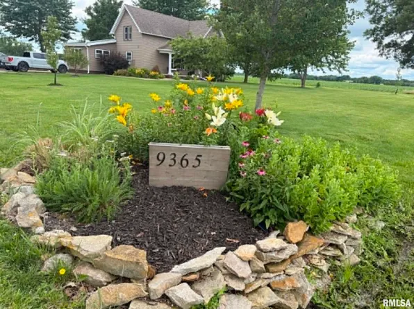 9365 N 950th Rd, Macomb, IL 61455