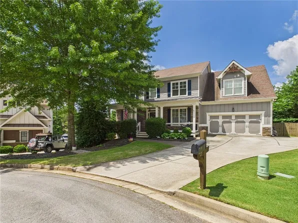 122 White Spruce Ct, Dallas, GA 30157