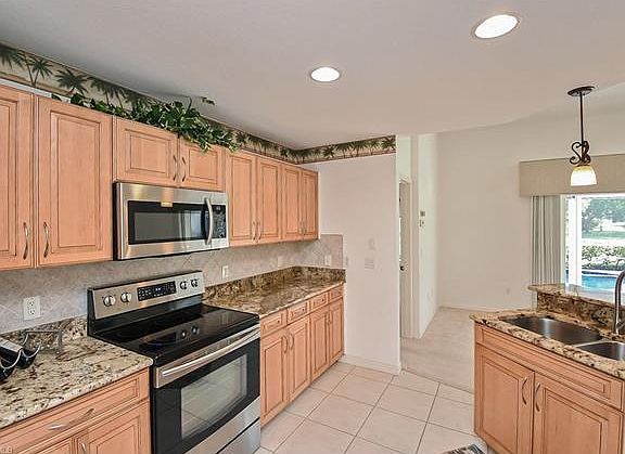 2nd image of 4111 Cape Cole Blvd