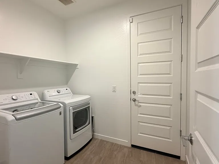 1614 W Corral Rd — Photo 18