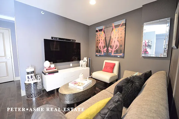 Rented by Peter Ashe | media 23