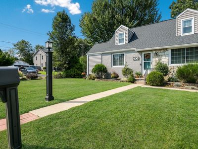 1904 Acorn St, Trevose, PA, 19053