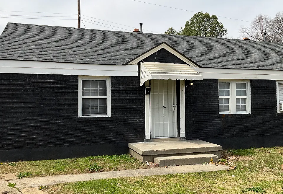 823 N Dunlap St #823