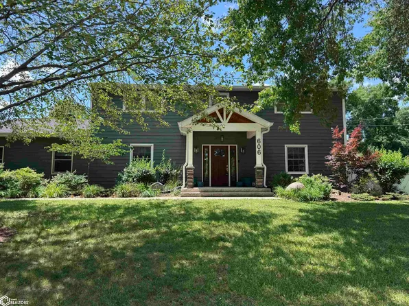 606 Hillside Dr, Fairfield, IA 52556