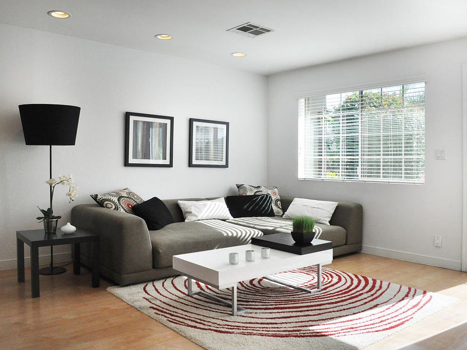 1st image of 1850 E Maryland Ave Unit 6