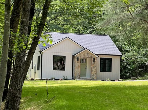 920 Luna Lake Rd, Danville, VA 24541