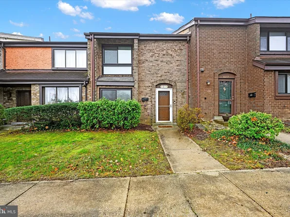 8219 Canning Ter, Greenbelt, MD 20770