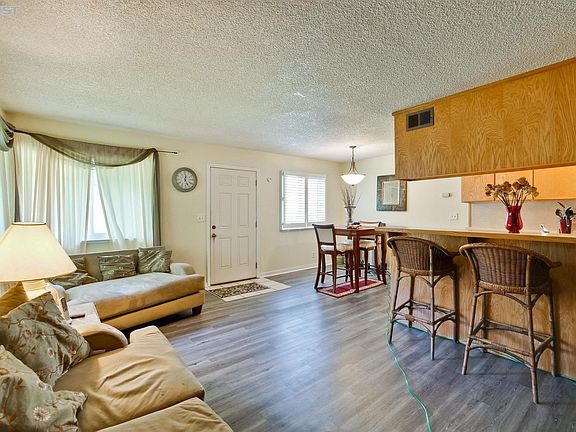 2nd image of 34724 Skylark Dr APT 2