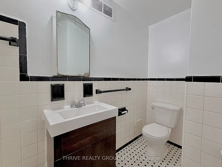 50 Ridout St S #36 — Photo 10