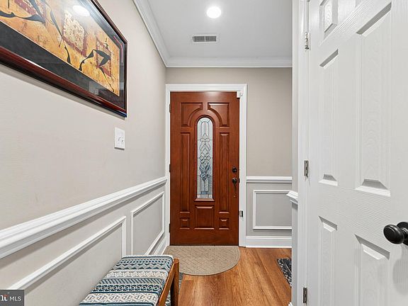 5th image of 79 Marshal Ln