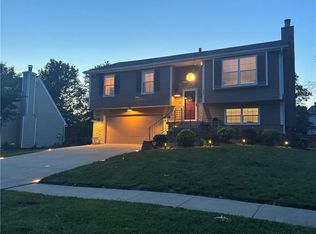 732 Parma Way, Gardner, KS 66030