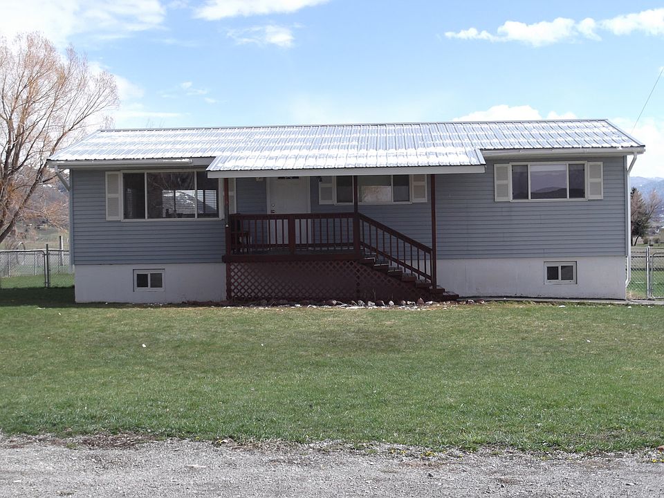 1st image of 165 Happy Valley Ln