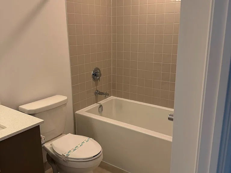 3240 William Coltson Ave #411 — Photo 8