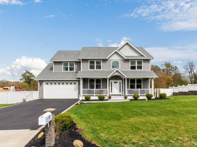 51 AVE D, Farmingville, NY, 11738
