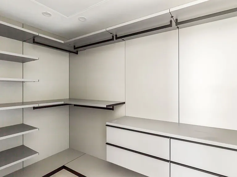 861 Hyperion Ave — Photo 37