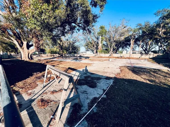 102-104 Domino Dr S Lot 37, Ruskin, FL 33570