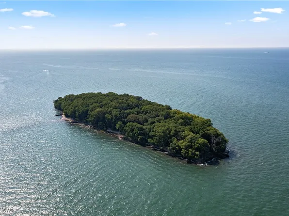 Mouse Is, Pt Clinton, OH 43452