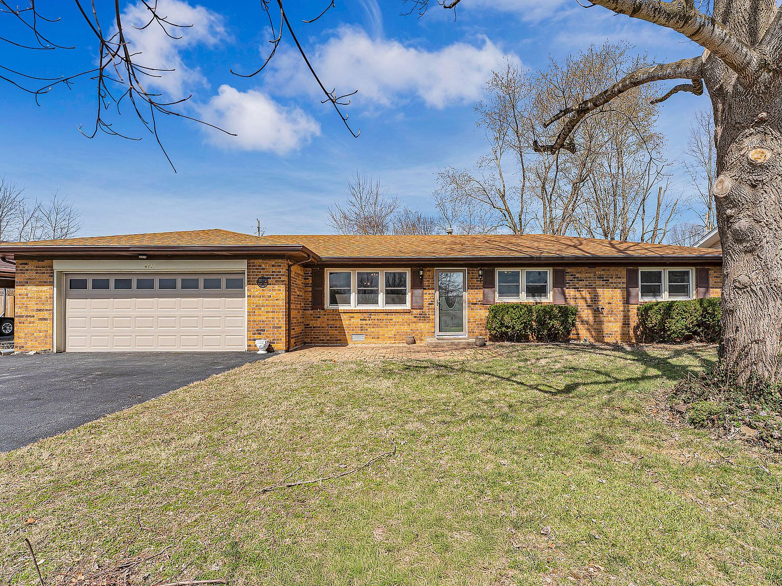 4111 W Gardenia Drive, Battlefield, MO 65619 | Zillow