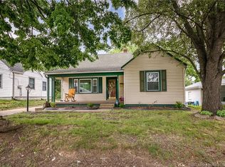 1521 Lynnedale Dr, Jeffersonville, IN 47130