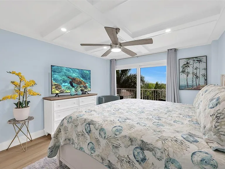 1300 Gulf Shore Blvd N #700 — Photo 18