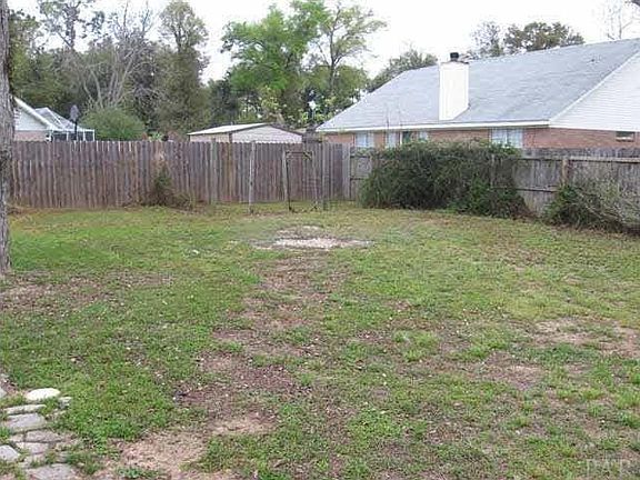 5th image of 1704 Cahaba Cir