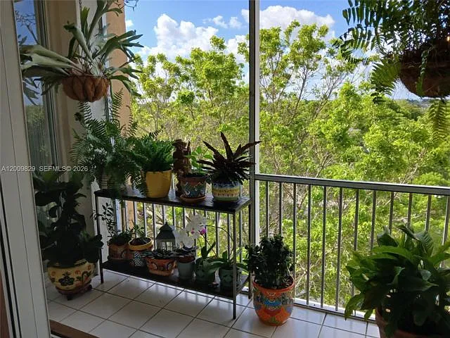 9805 NW 52nd St — Photo 16
