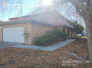 1738 W Avenue J #15-4, Lancaster, CA 93534