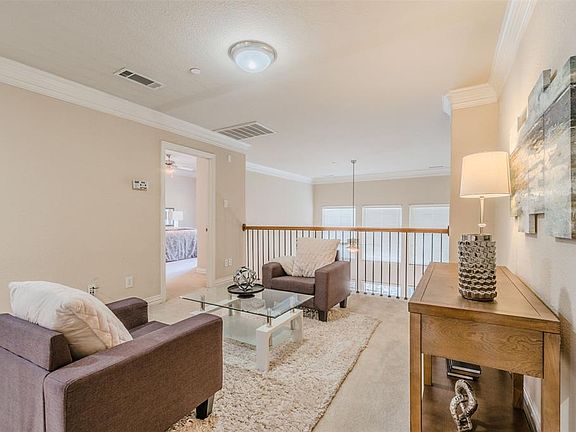 4th image of 5332 Balmoral Dr