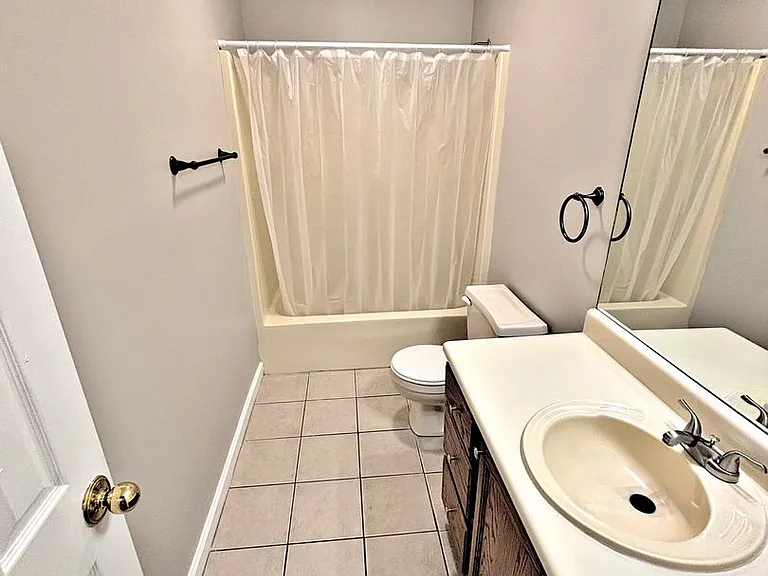 1702 Somerville Rd SE — Photo 13
