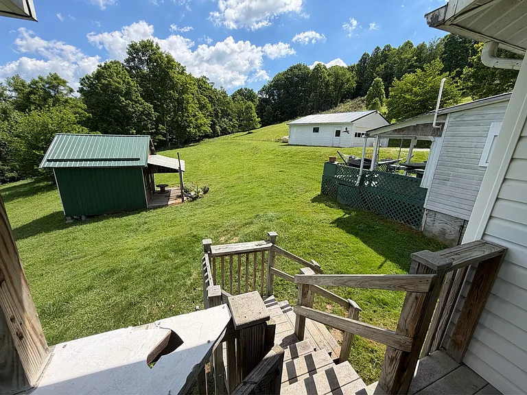 223 Vinegar Hill Rd — Photo 4