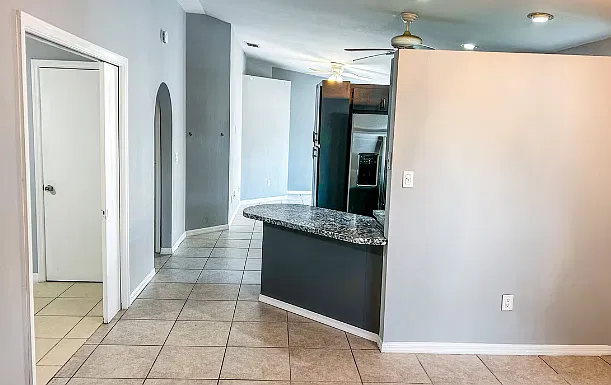 2 bed, 1200 sqft, $1,799 — Photo 4