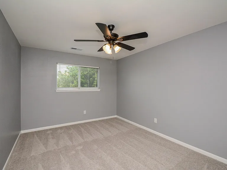 6418 Waldron Dr #B — Photo 18