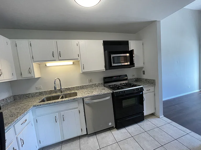 495 Harrison Ct — Photo 9